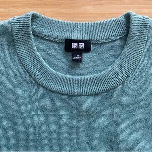 Uniqlo Blue Crewneck Sweater with Ribbed Detailing